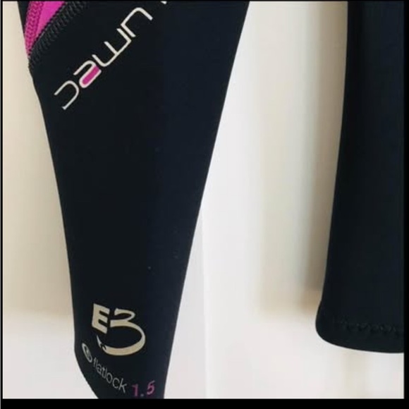 Rip Curl Black and Pink Wetsuit - Picture 3 of 3